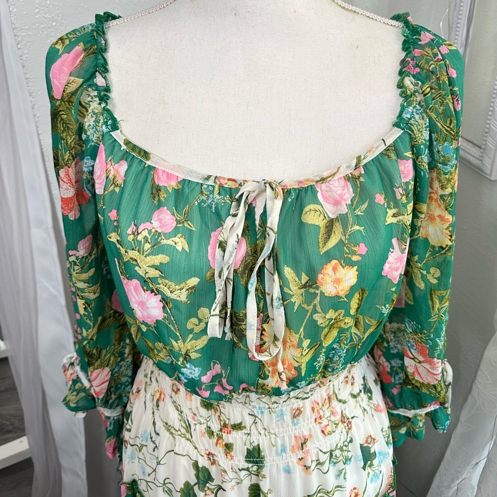🌿 Anthropologie Fig and Flower Boho Tiered Green Floral Print Dress Size Medium - Picture 3 of 10